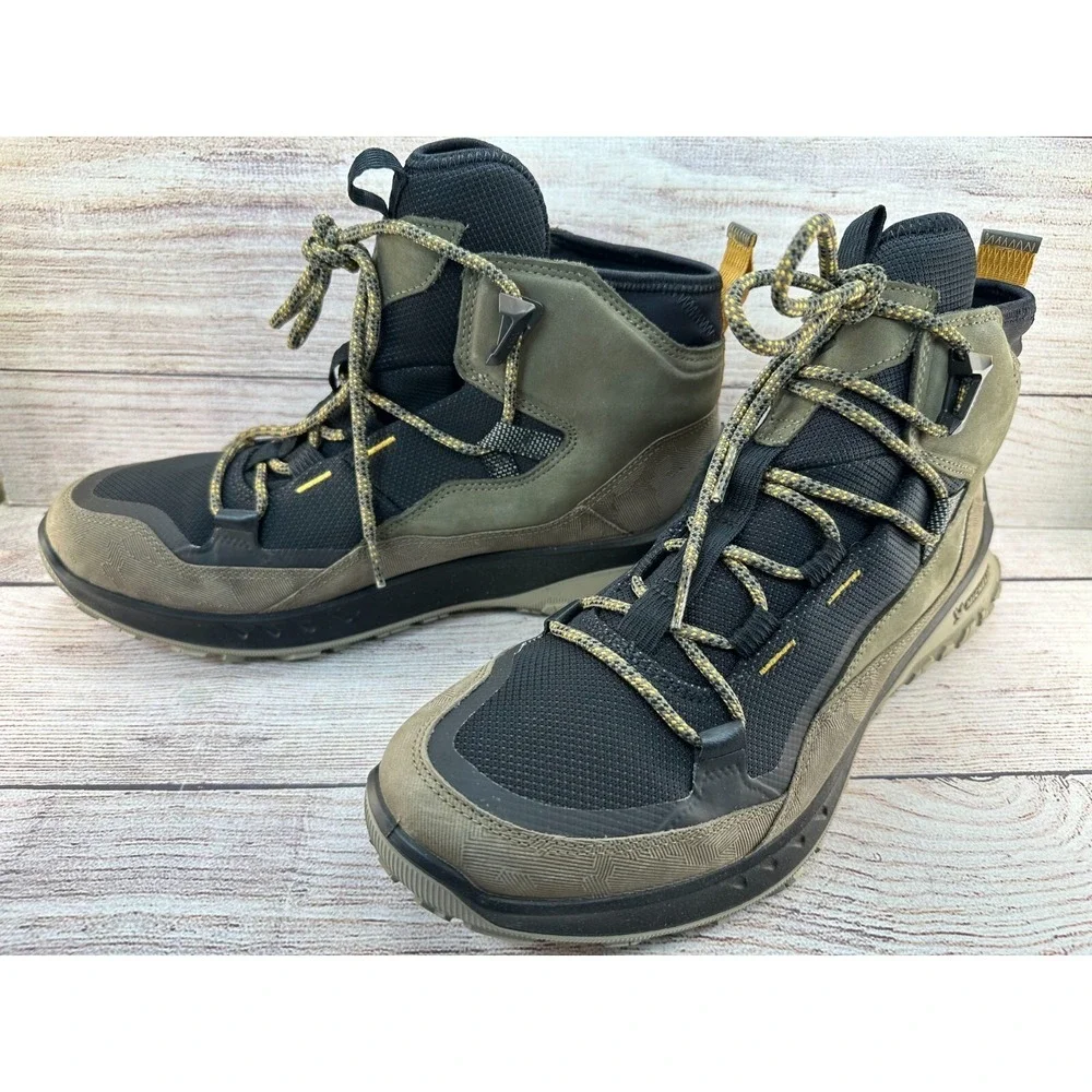 ECCO Ultra Terrain Waterproof Mid-cut Hiking Boot Mens Size 9-9.5 Tarmac Leather
